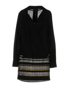 Короткое платье Revise