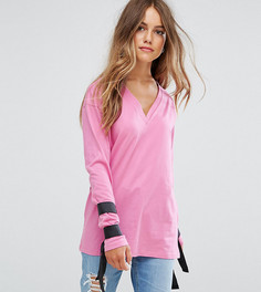 Топ с длинными рукавами и открытой спиной ASOS PETITE - Розовый