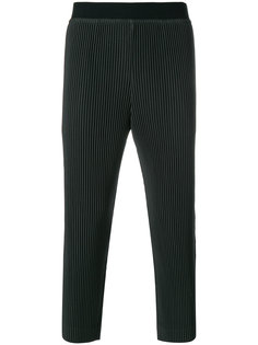 укороченные брюки  с полосатым узором Homme Plissé Issey Miyake
