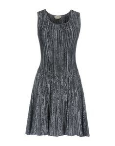 Короткое платье Fendi