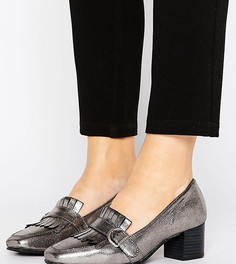 Лоферы на каблуке для широкой стопы с пряжками и бахромой New Look - Серый