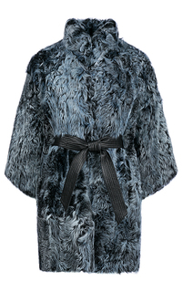 Утепленный жакет из меха козлика с кожаным поясом Virtuale Fur Collection
