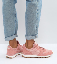 Розовые замшевые кроссовки Nike Internationlist - Красный