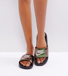 Черные шлепанцы с переливающимся эффектом Nike Benassi - Черный