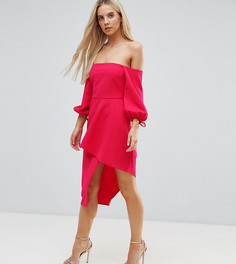 Платье миди с широким вырезом, ярусной юбкой и запахом ASOS PETITE - Розовый