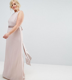 Сатиновое платье макси с бантом сзади TFNC Plus WEDDING - Розовый