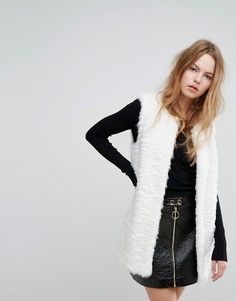 Жилет из искусственного меха с оборками New Look - Кремовый
