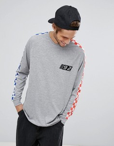 Свободный лонгслив с принтом в клетку и вышивкой ASOS - Серый