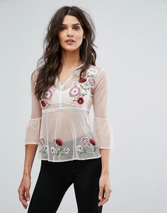 Блузка с цветочной вышивкой и баской River Island - Розовый