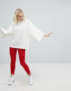 Брюки узкого кроя с манжетами на молнии Monki - Красный