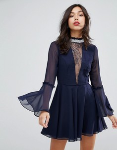 Платье мини с расклешенными рукавами и отделкой на шее ASOS - Серый
