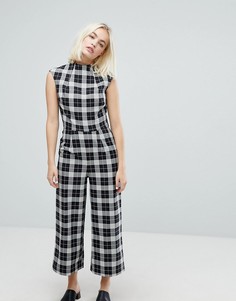 Комбинезон в клетку с высоким воротом и широкими штанинами ASOS - Черный