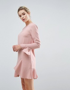 Платье мини с расклешенными рукавами и рюшами ASOS - Розовый