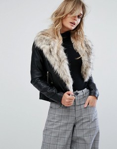Байкерская куртка из искусственной кожи с воротником из искусственного меха River Island - Черный