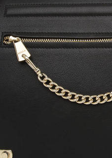 Черная кожаная сумка через плечо Furla
