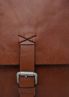 Коричневая сумка из натуральной кожи Strellson