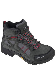 boots Trespass