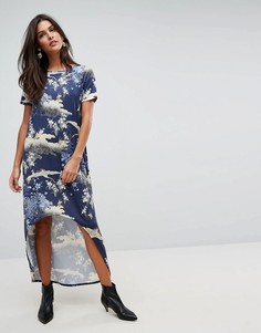 Платье-футболка макси с принтом и асимметричным подолом ASOS - Мульти