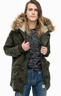 Куртка с камуфляжным принтом и капюшоном Superdry