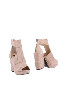 Полусапоги и высокие ботинки Pinko