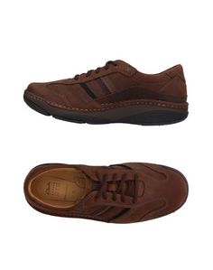 Низкие кеды и кроссовки Clarks