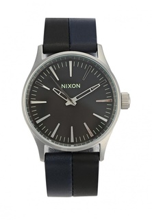 Часы Nixon