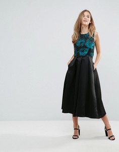 Короткое приталенное платье с принтом Closet - Мульти