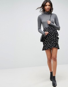 Мини-юбка в горошек с запахом ASOS - Черный
