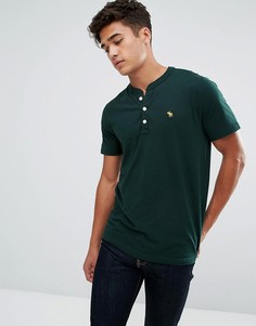 Зеленая футболка хенли узкого кроя с логотипом Abercrombie &amp; Fitch - Зеленый