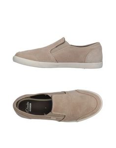 Низкие кеды и кроссовки Clarks