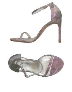 Сандалии Stuart Weitzman