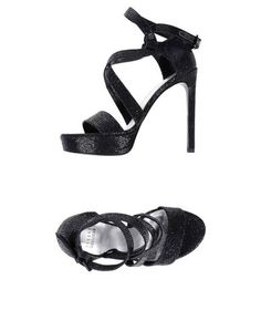 Сандалии Stuart Weitzman