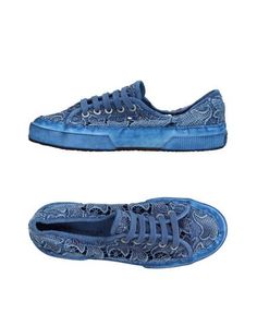 Низкие кеды и кроссовки Superga