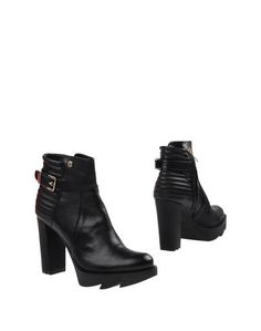 Полусапоги и высокие ботинки Love Moschino