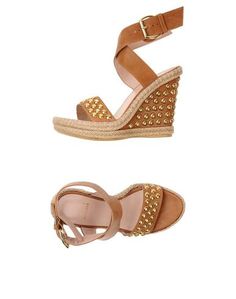 Сандалии Stuart Weitzman