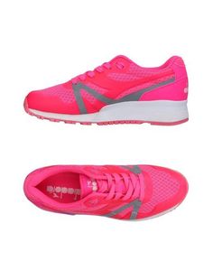 Низкие кеды и кроссовки Diadora