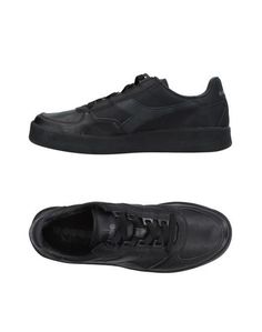 Низкие кеды и кроссовки Diadora