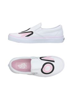 Низкие кеды и кроссовки Vans