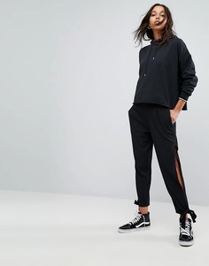 Брюки с завышенной талией и завязками на манжетах Noisy May - Черный