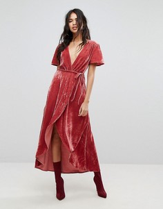 Бархатное платье миди с запахом PrettyLittleThing - Розовый