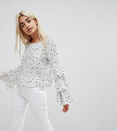 Топ с ярусными рукавами и принтом в горошек и звездочку Glamorous Petite - Белый