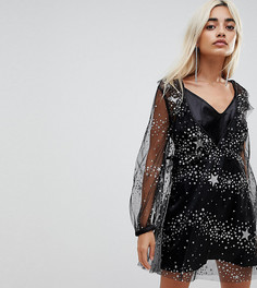 Атласное платье-комбинация с сетчатой накладкой и звездами металлик Glamorous Petite - Черный
