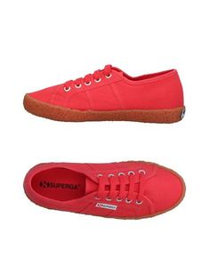 Низкие кеды и кроссовки Superga