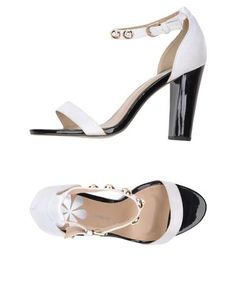 Сандалии Divine Follie