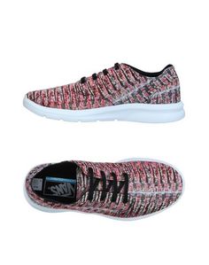 Низкие кеды и кроссовки Vans