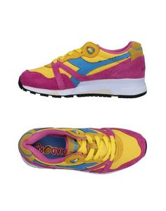 Низкие кеды и кроссовки Diadora