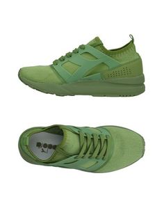 Низкие кеды и кроссовки Diadora