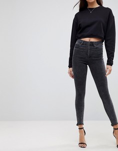 Черные джинсы скинни с завышенной талией и необработанными краями ASOS RIDLEY - Черный