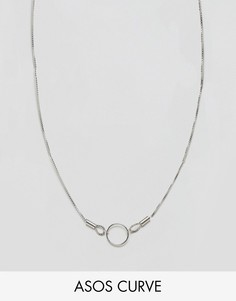 Короткое ожерелье с подвеской ASOS CURVE - Серебряный