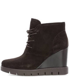 Замшевые ботильоны на танкетке и небольшой платформе Tommy Hilfiger